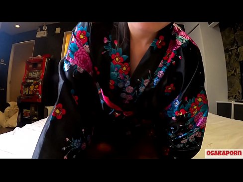 ❤️ A una jove cosplay li encanta el sexe fins a l'orgasme amb un squirt en una geneta i una mamada. Noia asiàtica de cony pelut i belles tetes amb vestit tradicional japonès en un vídeo amateur que mostra la masturbació amb joguines de merda. Sakura 3 OSAKAPORN. ️❌ Fota a nosaltres ❌